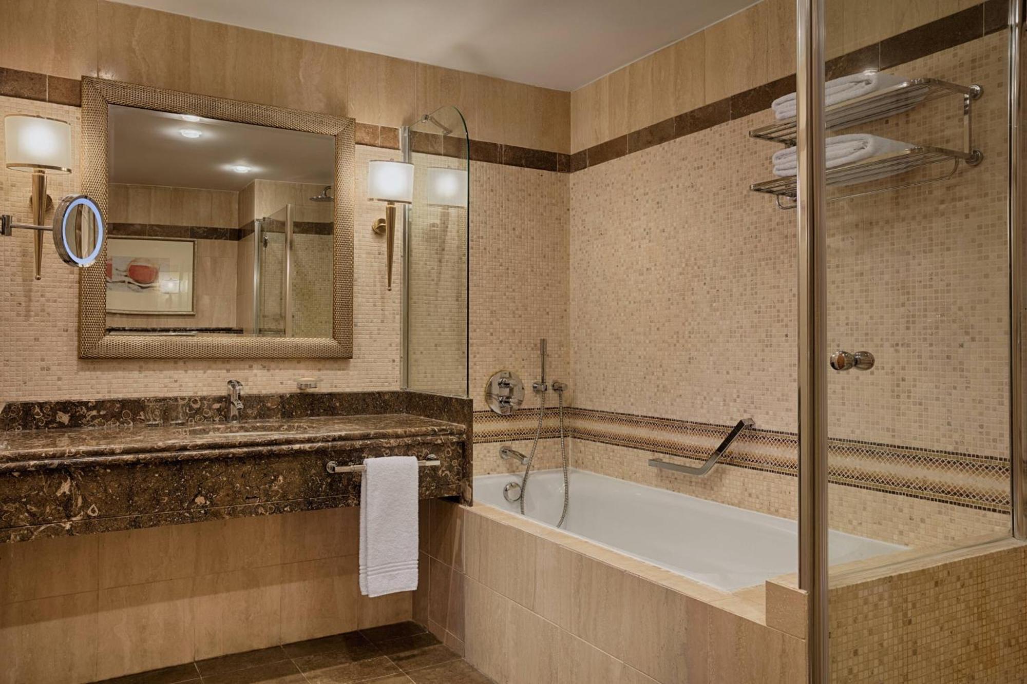Sheraton Club Des Pins Resort Экстерьер фото